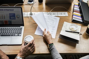 乐鱼体育在线登录-英超教练利用数据分析实现赛前战术布置精准化,英超最新教练名单