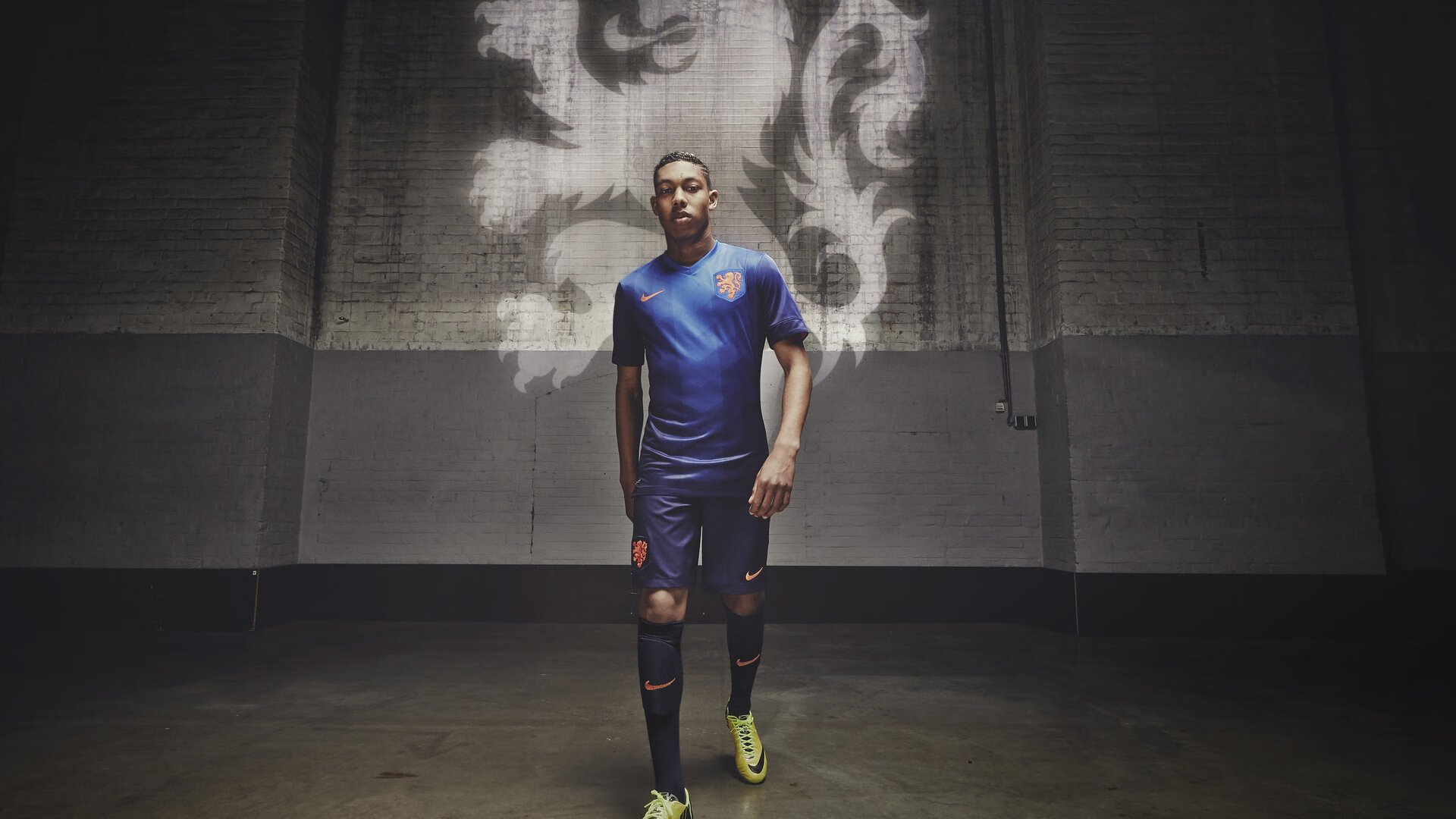 乐鱼体育app入口-法甲超级激情：快速反击中的精彩瞬间，法甲超级联赛